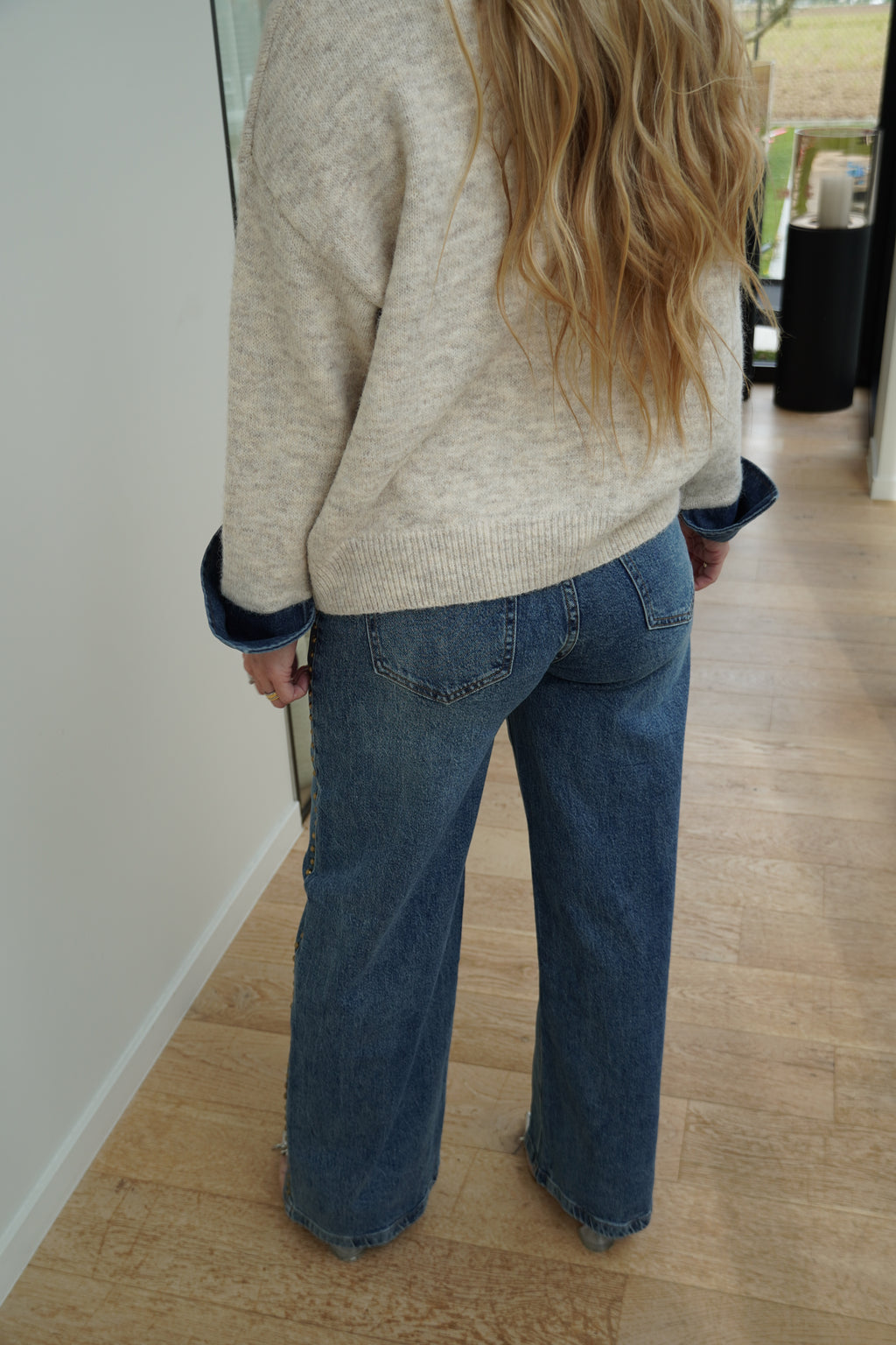 Jeans brut avec clous | ref 0009